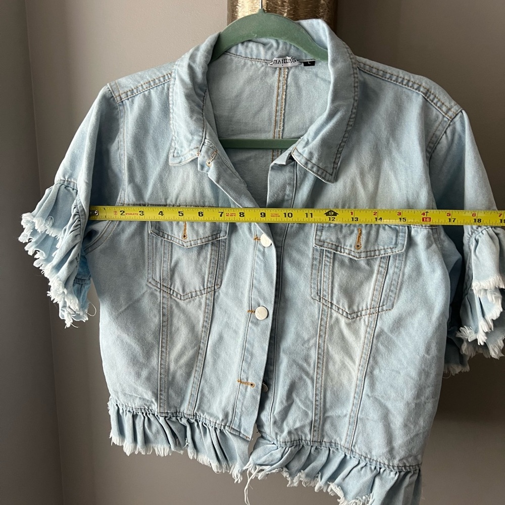 Classic Blue Jean Jacket with Distressed Details - Short Sleeves! - Picture 4 of 6